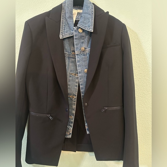 Veronica Beard Black Blazer with Two Removable Dickeys – Denim & Hoodie - Picture 3 of 12